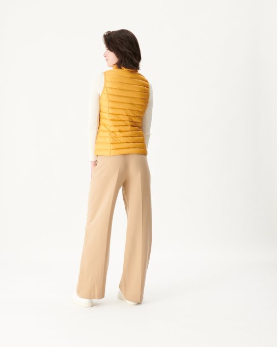 Piumino Leggero Smanicato Moutarde Seda Jott New In